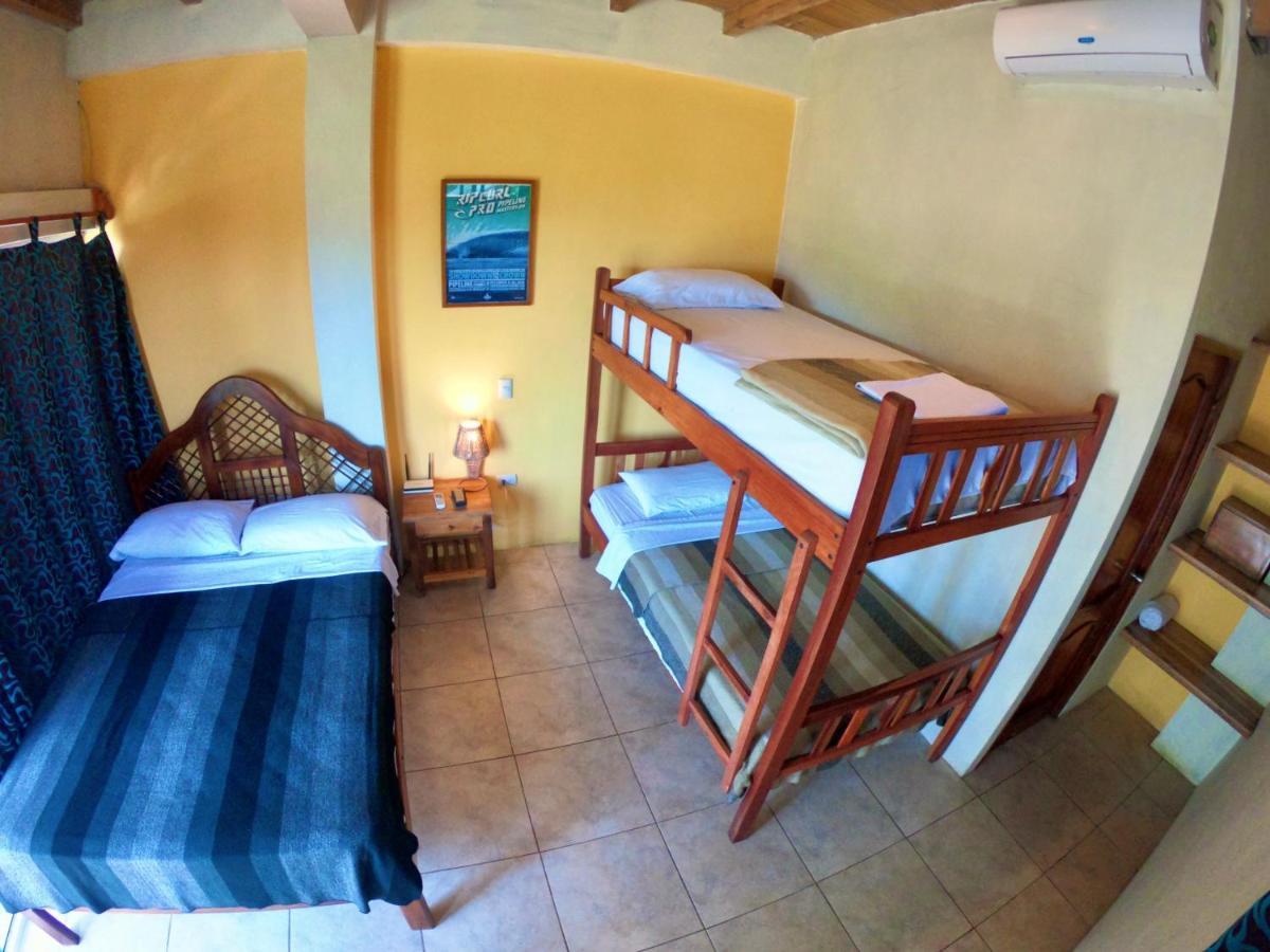 Hostal Moai Montanita Luaran gambar