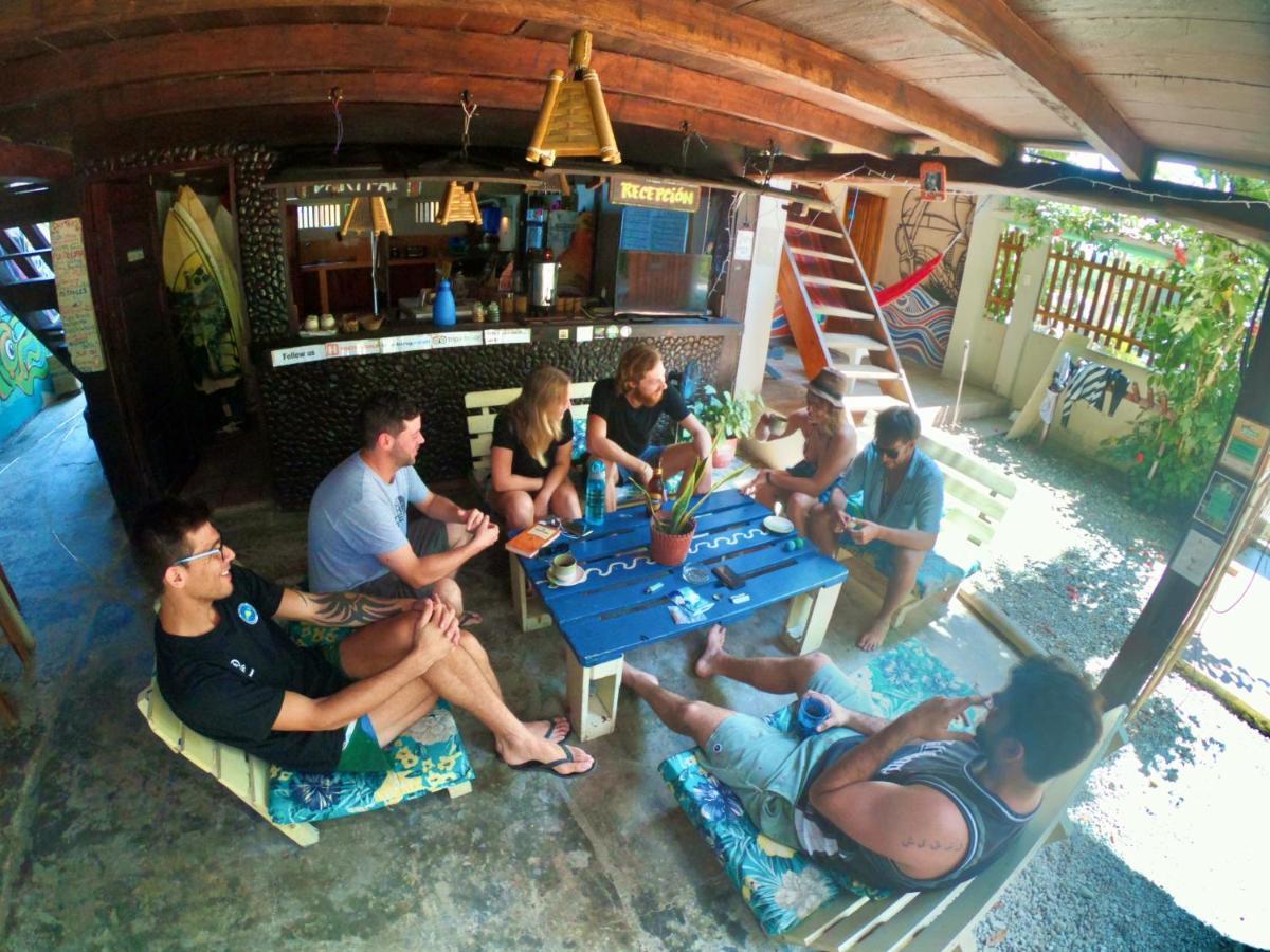 Hostal Moai Montanita Luaran gambar