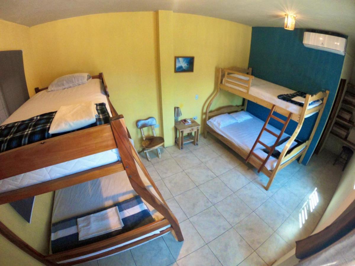 Hostal Moai Montanita Luaran gambar