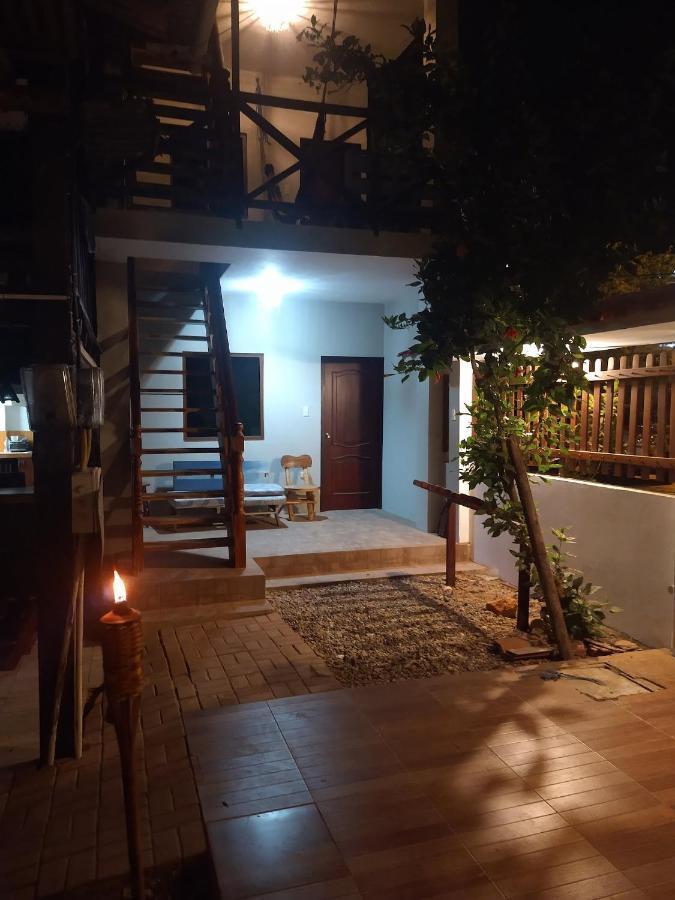 Hostal Moai Montanita Luaran gambar