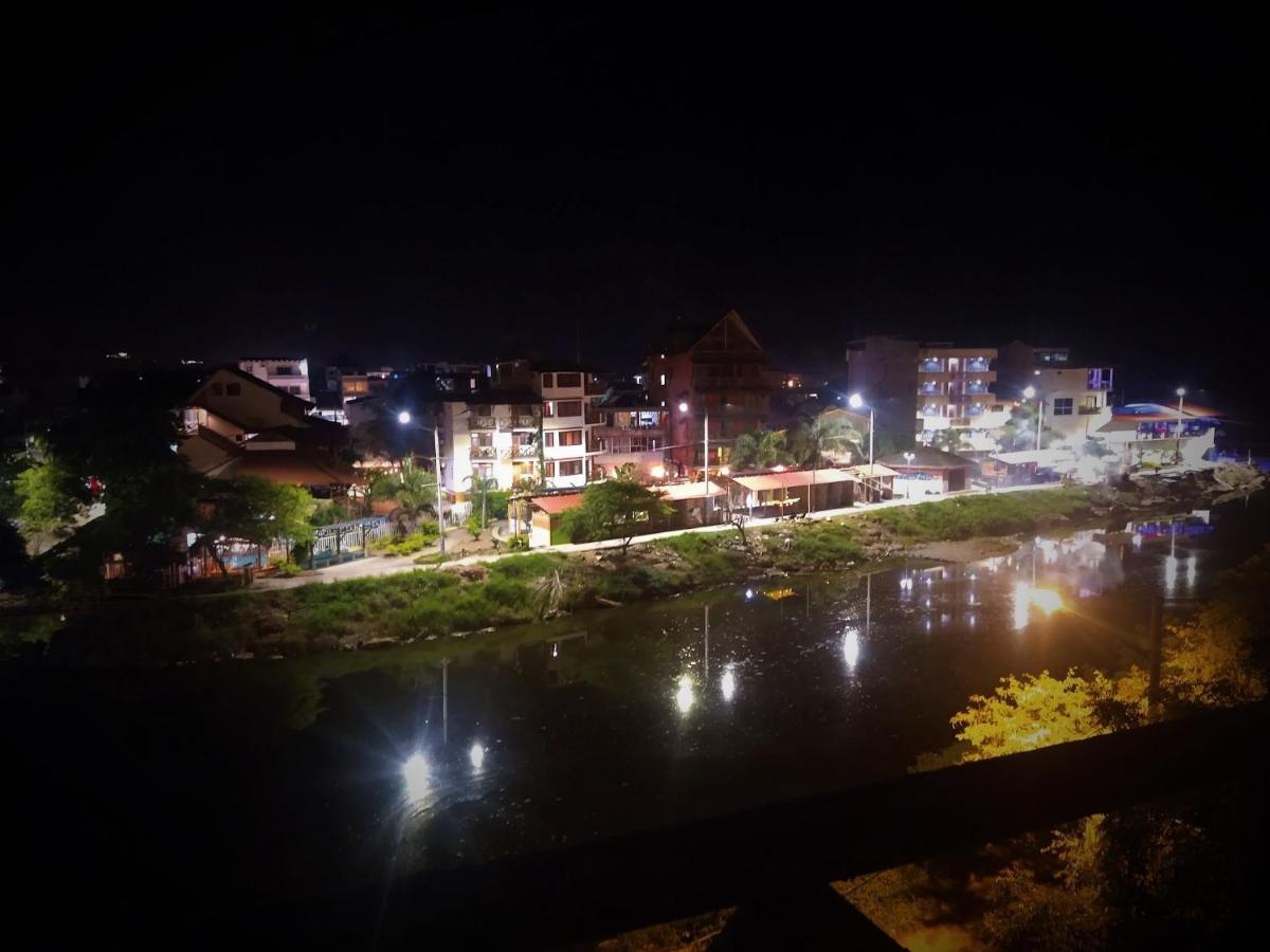 Hostal Moai Montanita Luaran gambar