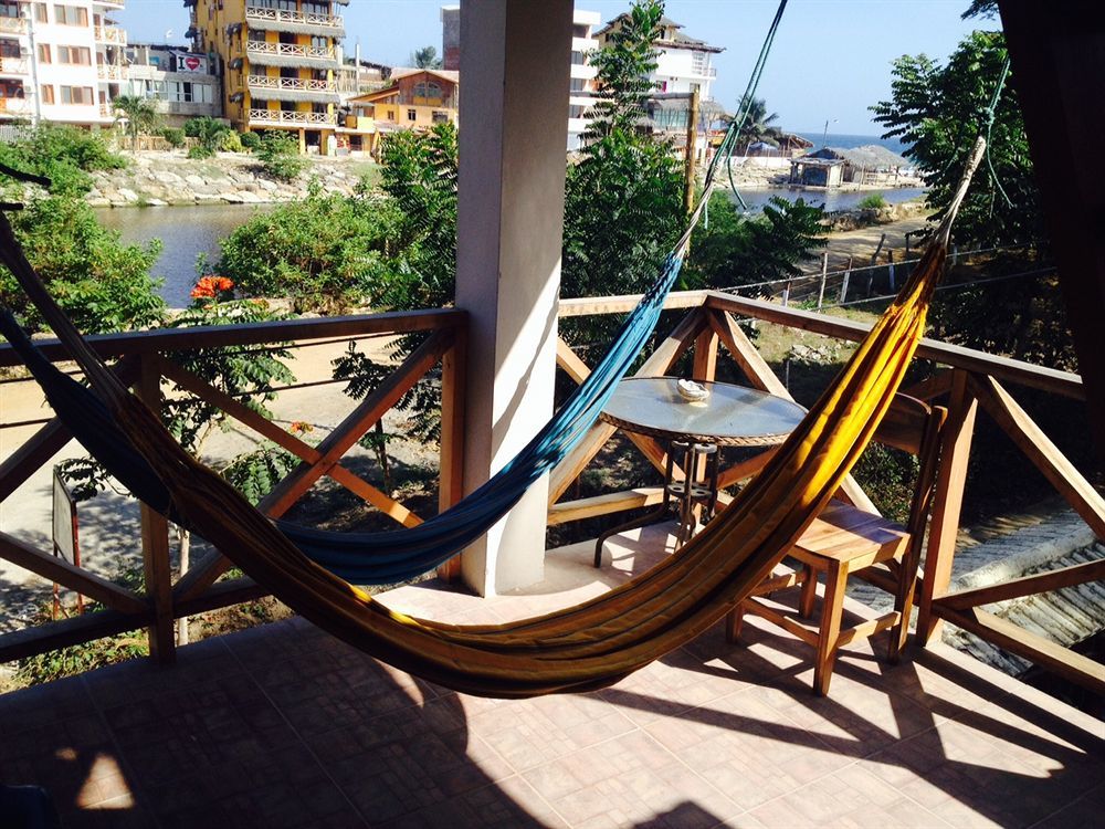 Hostal Moai Montanita Luaran gambar