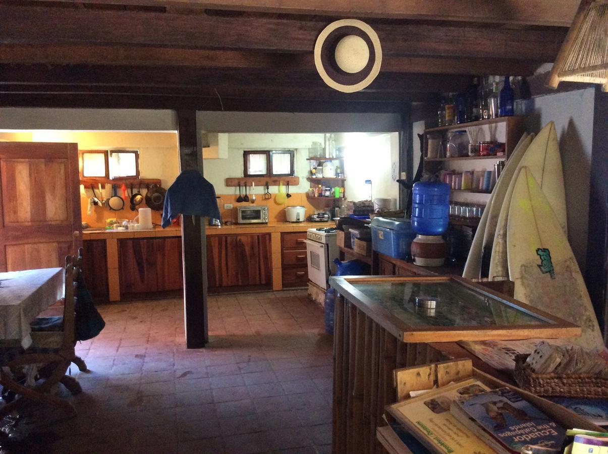 Hostal Moai Montanita Luaran gambar