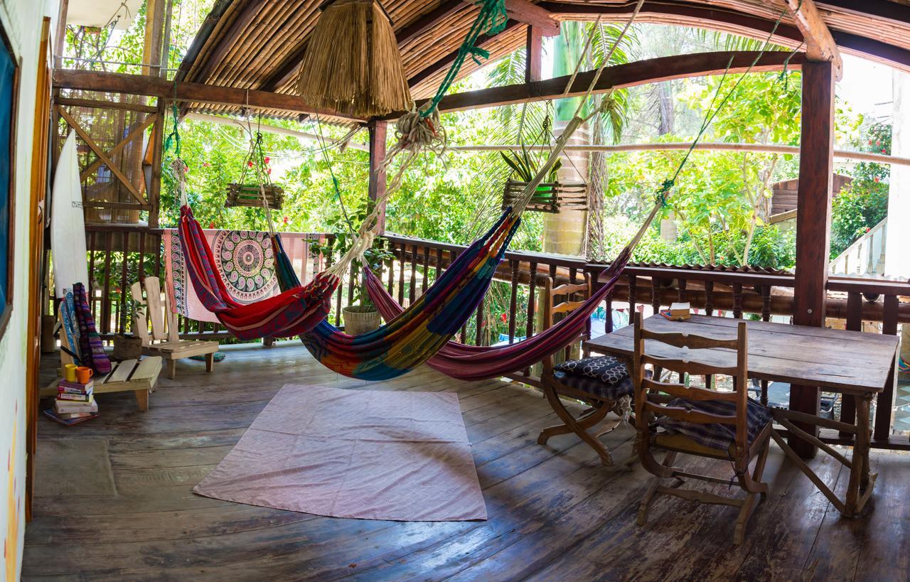 Hostal Moai Montanita Luaran gambar