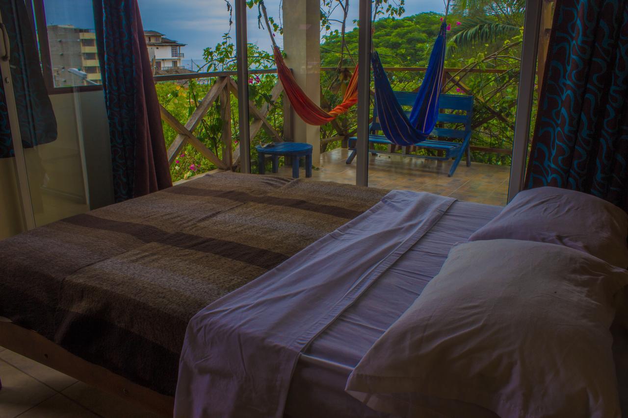 Hostal Moai Montanita Luaran gambar